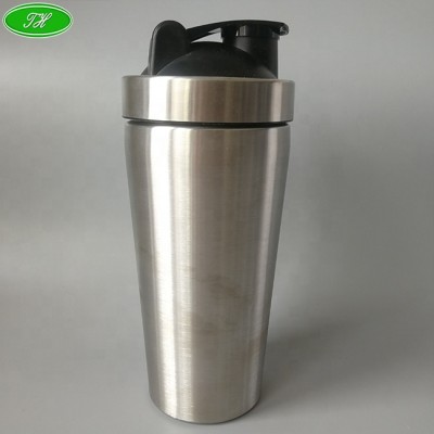 Double wall stainless steel protein shaker bottles with metal ball shakers protein bottle